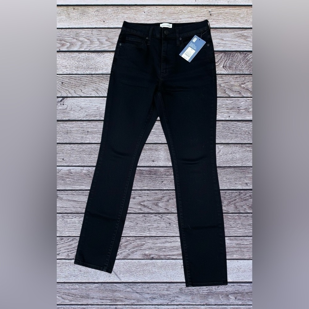 Universal Thread Women's Dark Black Skinny Jeans - Picture 2 of 4